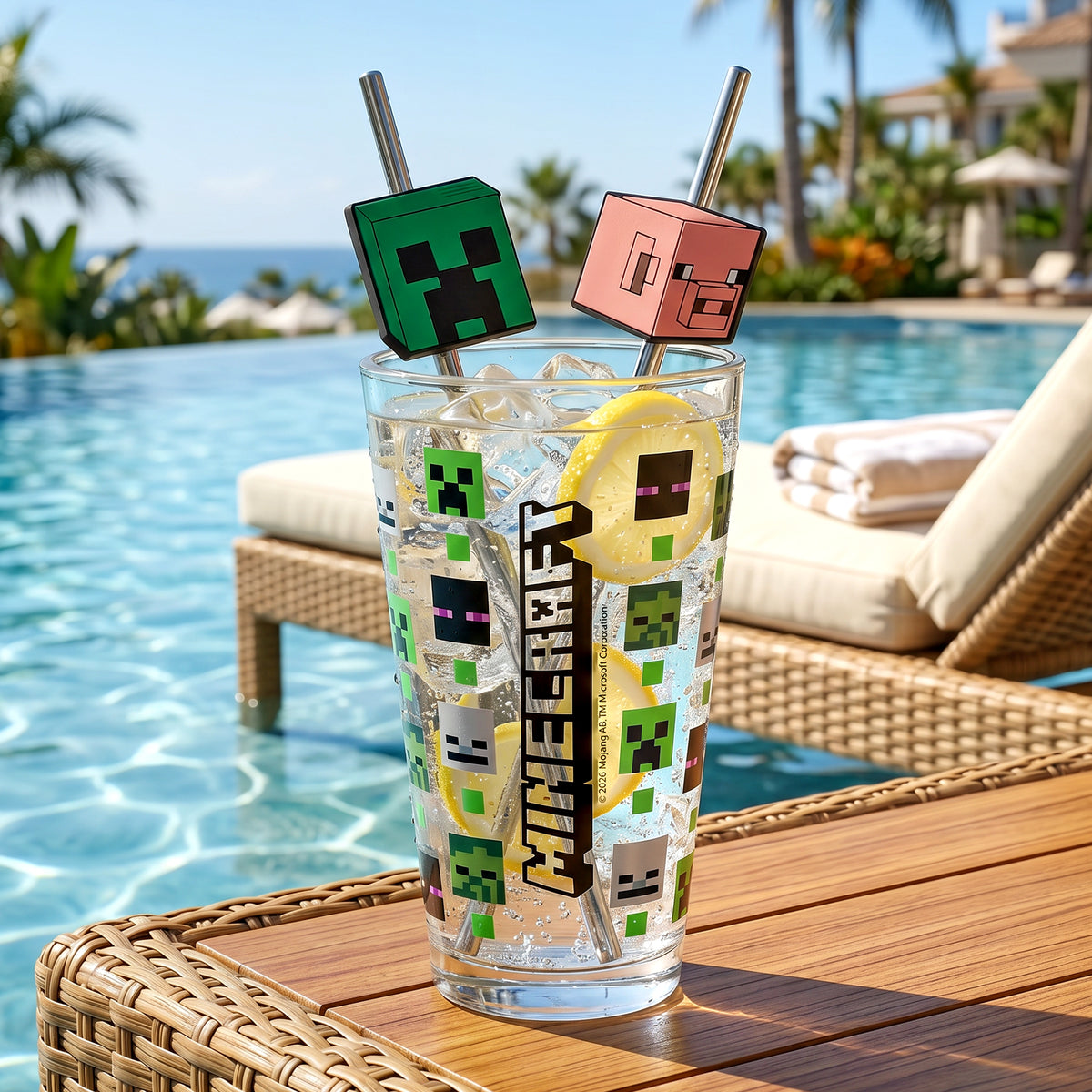 Minecraft 480ml Glass and Twin Straw Set, 16.9oz Drinking Glass with 2 Reusable Metal Straws, Officially Licensed 3-Piece Kids Set