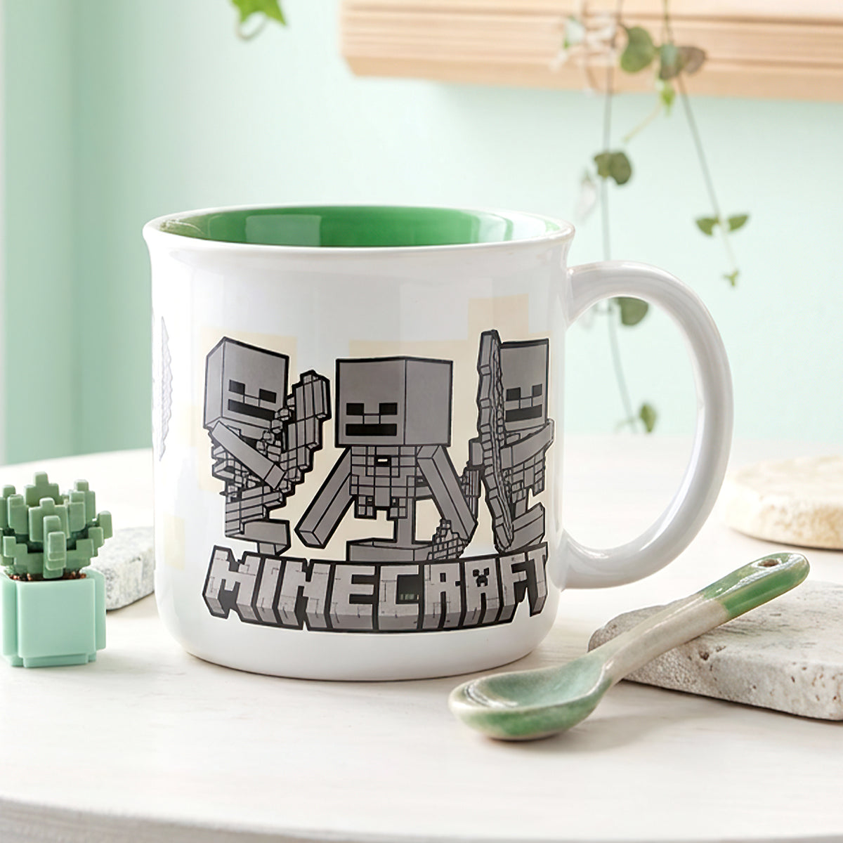Minecraft 14oz Ceramic Mug – Bones to Be Wild Skeleton 410ml Coffee Cup, Dishwasher & Microwave Safe, Officially Licensed Gift for Kids & Adults