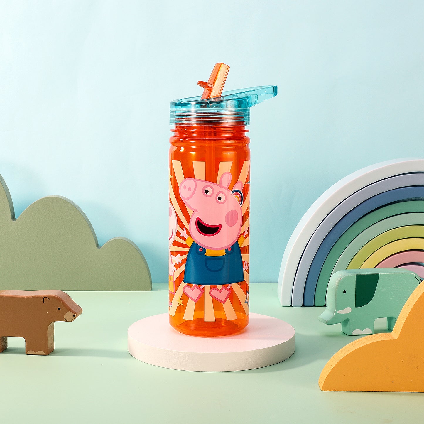 Peppa Pig 580ml Water Bottle for Kids, School Drinks Bottle Made of Durable Tritan BPA Free